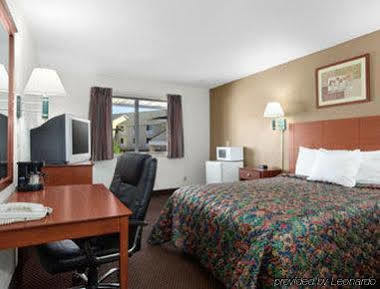 Days Inn By Wyndham Ankeny - Des Moines Eksteriør bilde