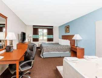 Days Inn By Wyndham Ankeny - Des Moines Eksteriør bilde